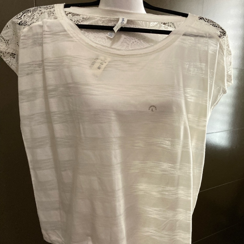 Aeropostale White Short Sleeve Tee with Lace Back